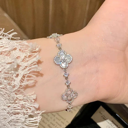 The Luxe Clover Bracelet